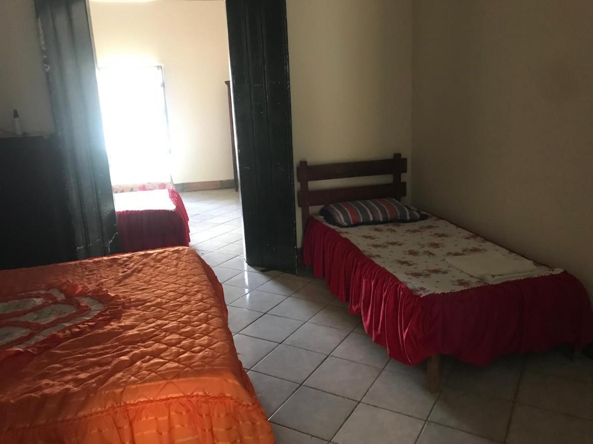 Villa Casa Por Temporada Goiás Esterno foto